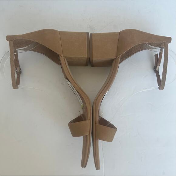 NWT Steve Madden Irenee Tan Leather Ankle Straps Low Heel Sandals Sz 11 - Picture 4 of 9